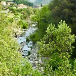 Διαμέρισμα Casa Valentino In Via Liberale Sleeps 8 Italy Isolabona