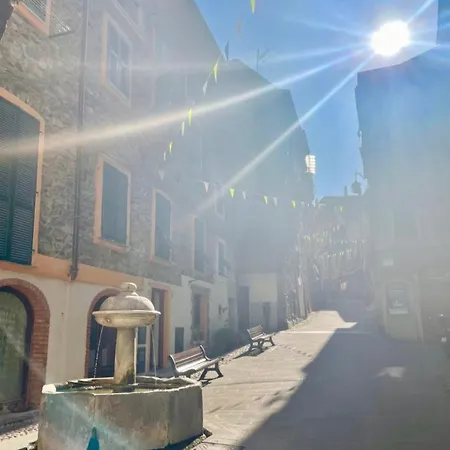 Casa Valentino In Via Liberale Sleeps 8 Italy *