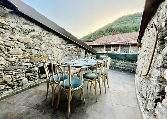 Casa Valentino In Via Liberale Sleeps 8 Italy Lejlighed *