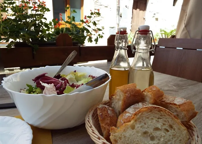 Casa Valentino In Via Liberale Sleeps 8 Italy